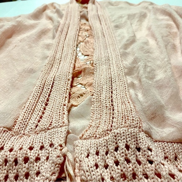 Peach Pink Cardigan Shawl Crochet Tassel Fringe Boho Sleeveless Size S/M - Picture 6 of 11